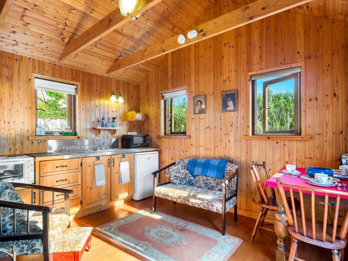 Seaside Log Cabin, Carna Villa Exterior foto